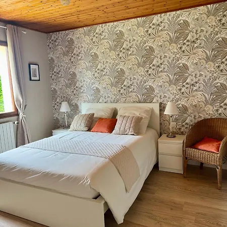 بيت للعطل La Maison Jarrienne