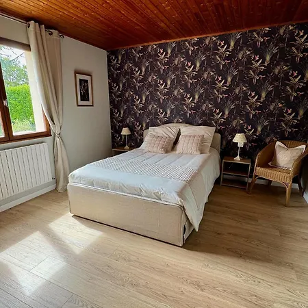 La Maison Jarrienne بيت للعطل